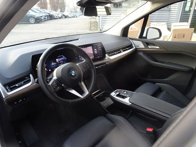 BMW 220 220i Active Tourer Luxury Line
