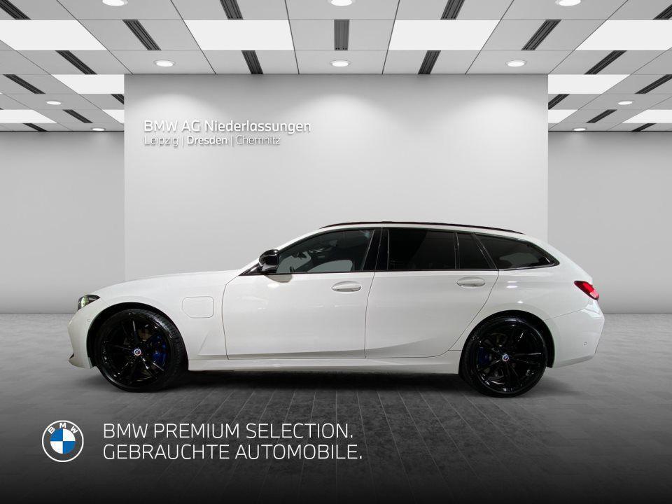 BMW 330 330e Touring