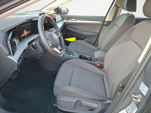 Volkswagen Golf 1.5 eTSI DSG