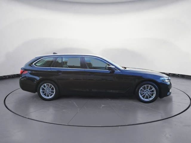 BMW 530 530d Touring xDrive