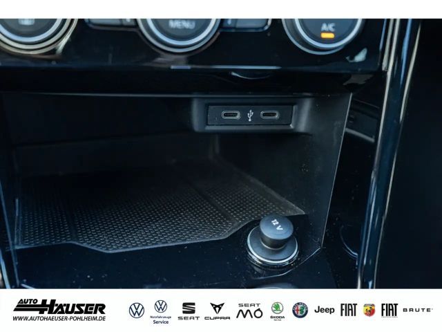 Volkswagen T-Roc 1.5 TSI DSG Sport