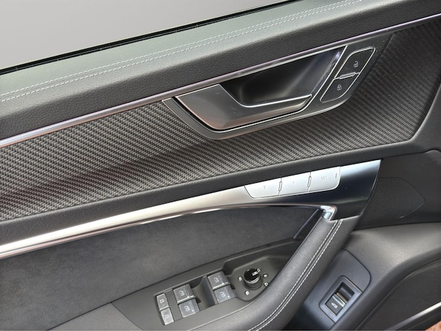 Audi S6 Avant Quattro