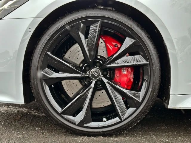 Audi RS6 Avant Performance