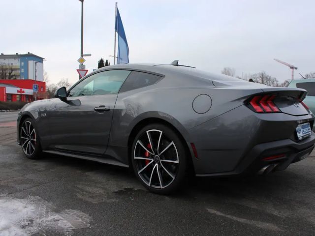 Ford Mustang Fastback GT 5.0 V8