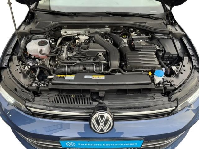Volkswagen Golf 1.5 eTSI DSG Variant