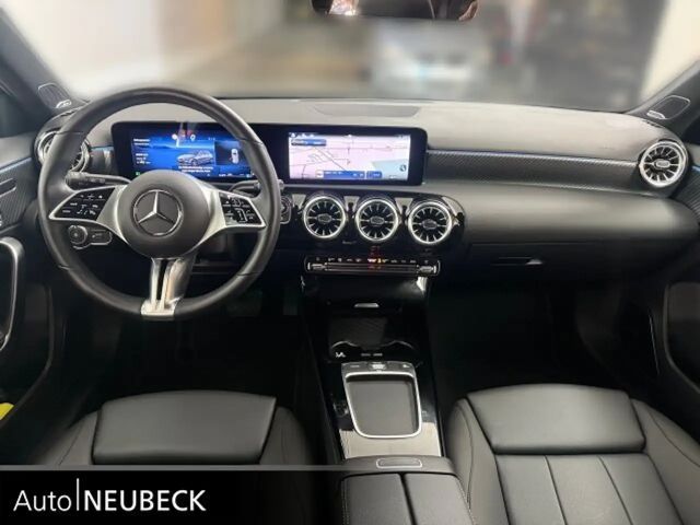 Mercedes-Benz A 220 4MATIC Progressive