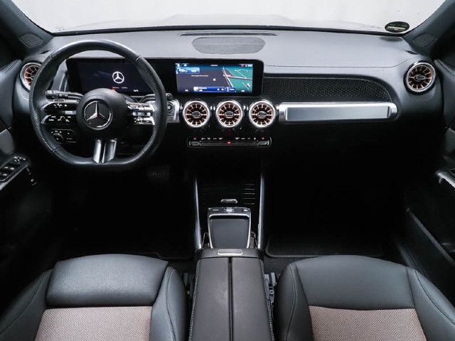 Mercedes-Benz EQB 300 4MATIC