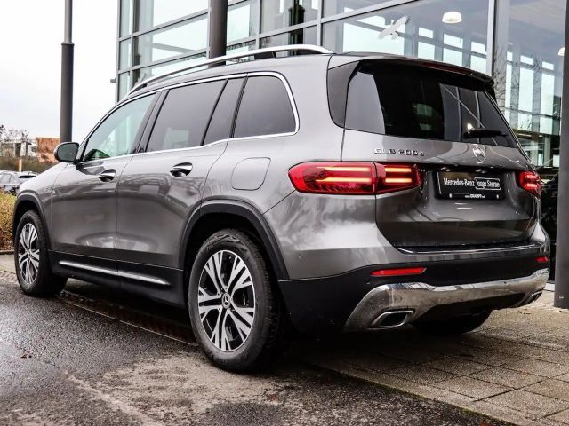 Mercedes-Benz GLB 200 4MATIC GLB 200 d