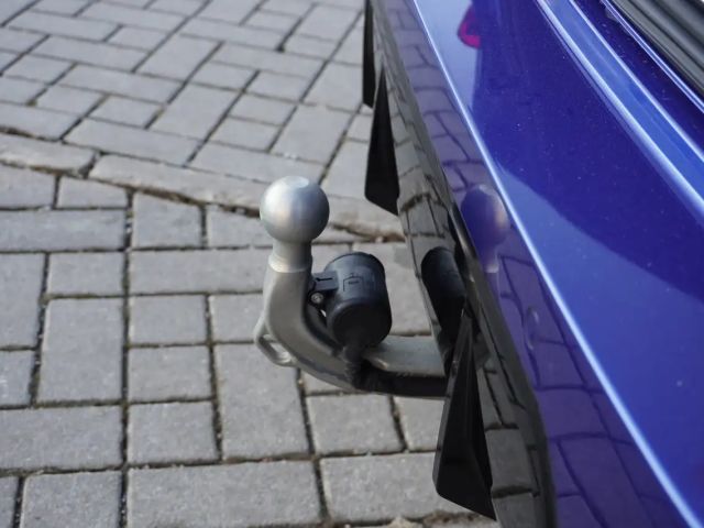 BMW 330 330i M-Sport Touring xDrive