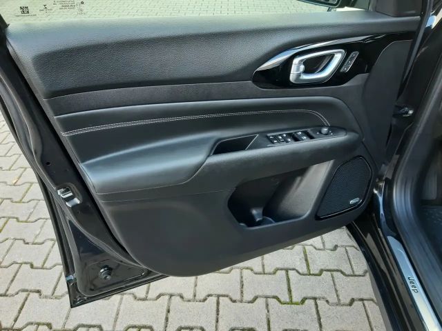 Jeep Compass S 1.3 DCT/Panodach/Sitzlüftung/Navi