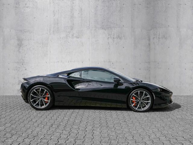 McLaren Artura Performance, Sport Exhaust, Technology