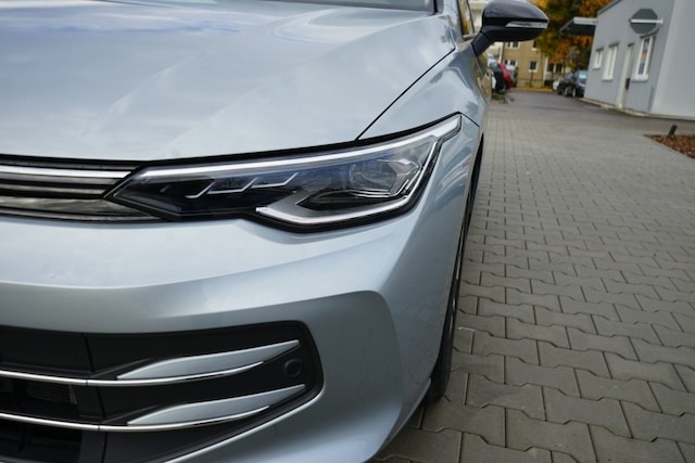 Volkswagen Golf 1.5 TSI Golf VIII IQ.Drive