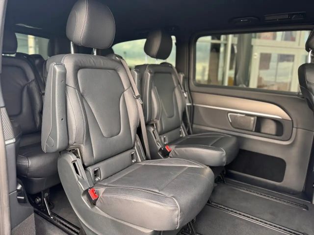 Mercedes-Benz V 300 AMG Line V 300 d