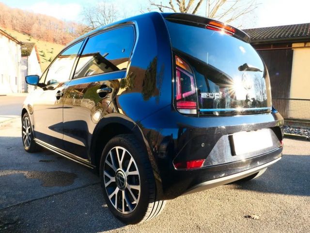 Volkswagen e-up! Plus Style