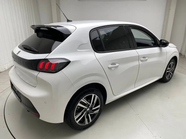 Peugeot 208 Allure Pack