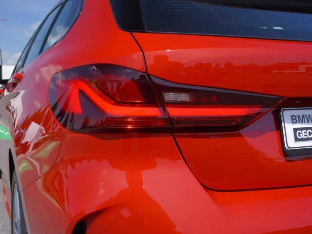 BMW 118 118i M-Sport Sedan