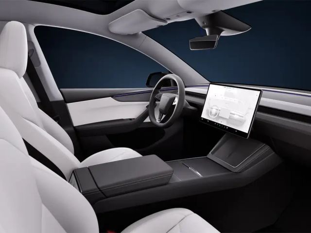 Tesla Model Y AWD Long Range