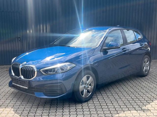 BMW 116 116i 5-deurs Sedan