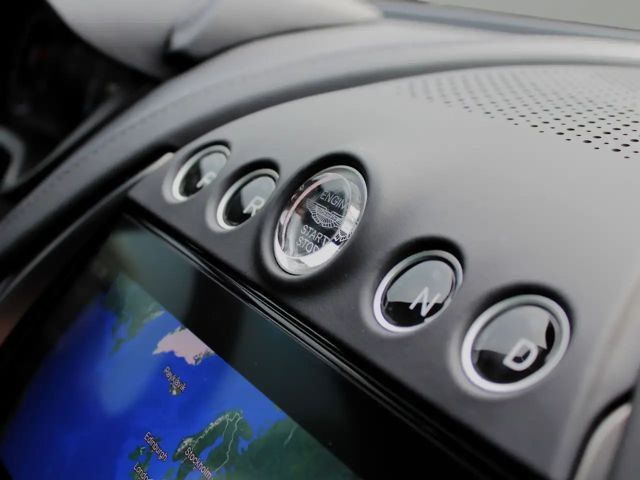 Aston Martin DBX 707 Storm Purple Onyx Black