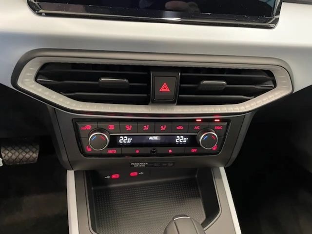 Seat Arona Road Edition Navi LED VerkehrszeichERK Navi