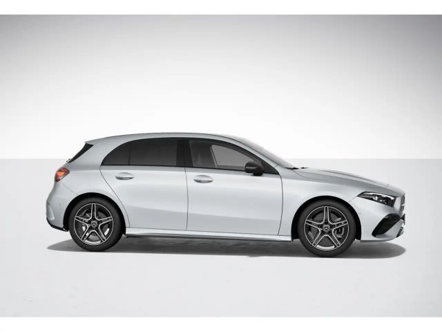 Mercedes-Benz A 220 4MATIC Hatchback