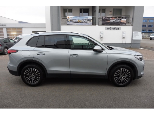 Volkswagen Tiguan 1,5 TSI 7DSG AHK,LM,Navi