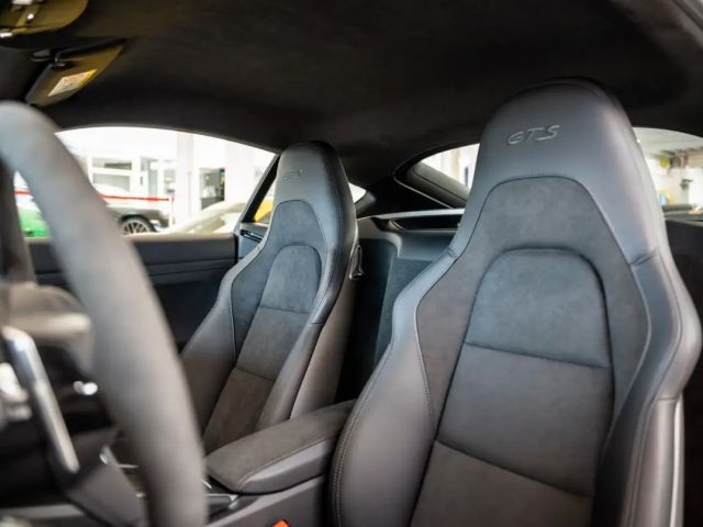 Porsche Cayman 4 718 Coupé GTS