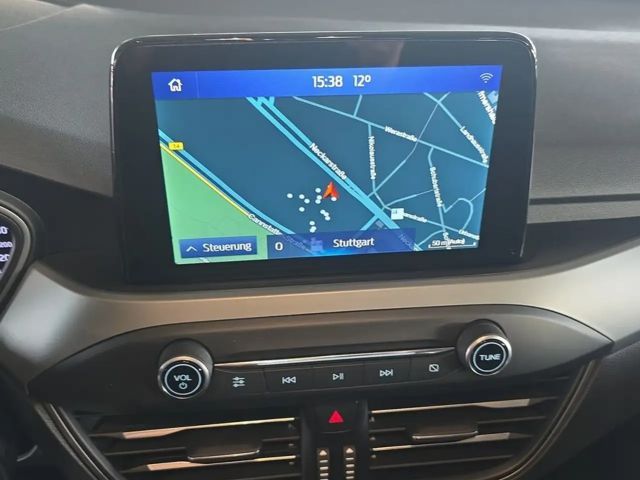 Ford Focus Cool & Connect EcoBoost Wagon