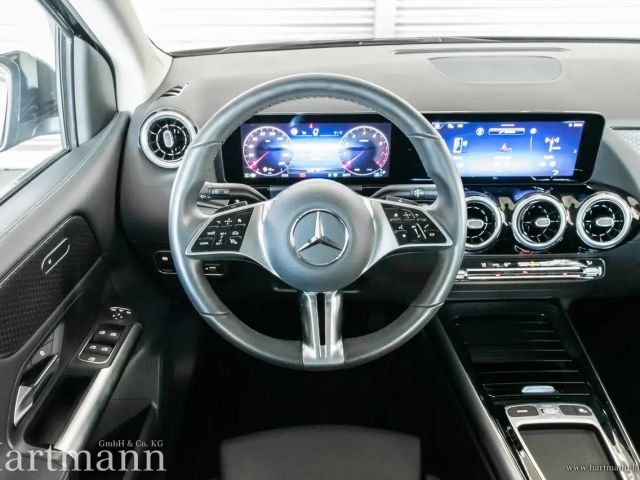 Mercedes-Benz B 200 Progressive