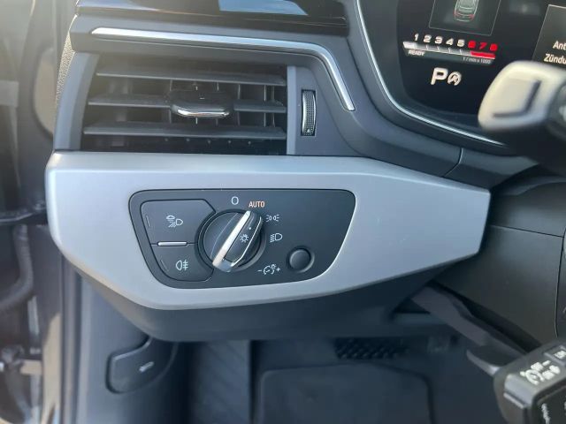 Audi A4 35 TFSI Avant S-Line