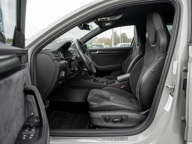 Skoda Superb 2.0 TDI Combi Sportline