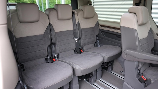 Volkswagen Multivan Multivan     StyleLÜ110TDI Aut