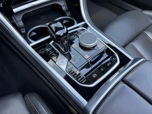 BMW 840 840i Cabrio M-Sport xDrive