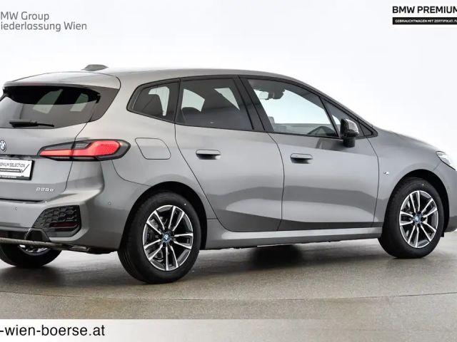 BMW 225 Active Tourer xDrive