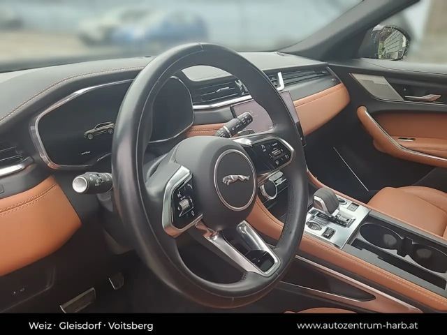 Jaguar F-Pace D200 R-Dynamic