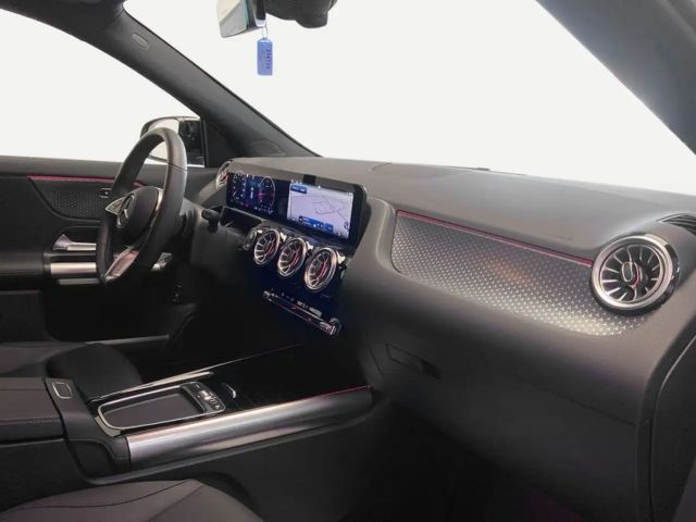 Mercedes-Benz GLA 180 GLA