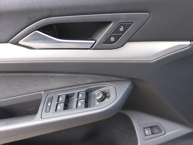 Volkswagen Golf 1.5 TSI Life eHybrid