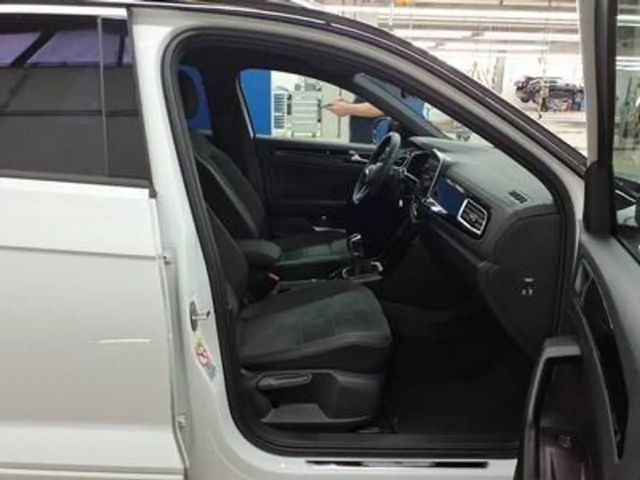 Volkswagen T-Roc 1.5 TSI DSG R-Line