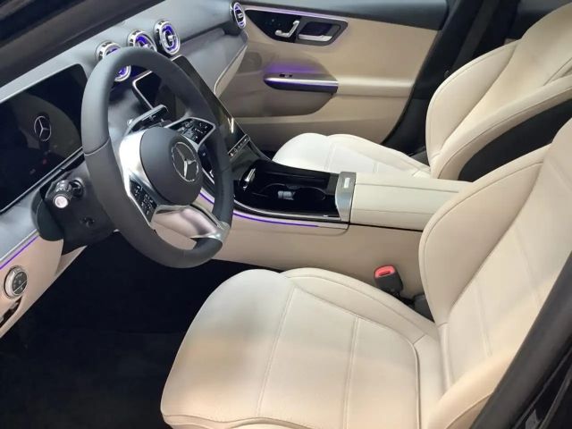 Mercedes-Benz C 180 AVANTGARDE Sedan