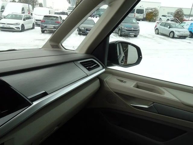 Volkswagen Multivan 2.0 TDI DSG Life T7