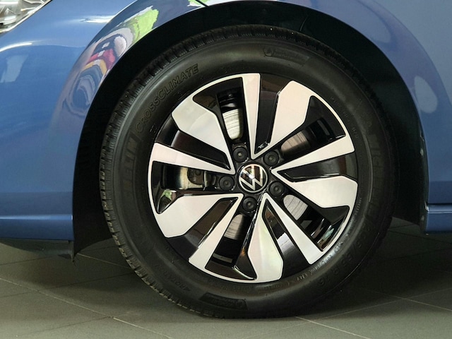 Volkswagen Golf 1.5 eTSI DSG