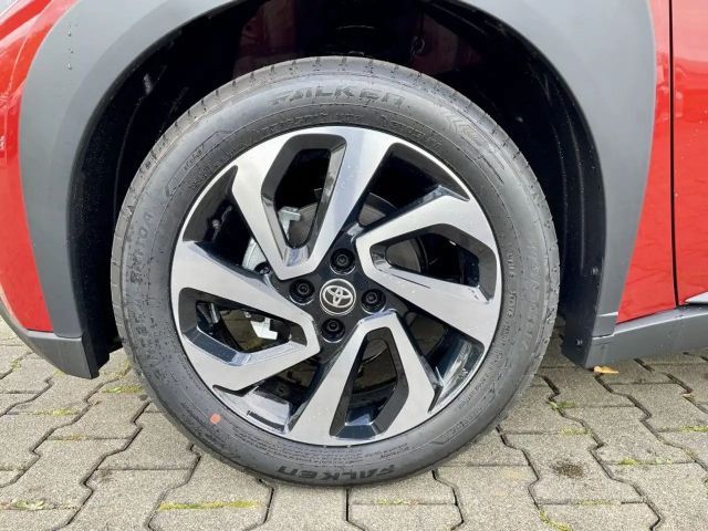 Toyota Aygo X Hatchback Play Team D