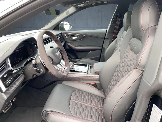 Audi RS Q8 SUV tiptr. PANO Stdhzg Vmax305 HUD 23´