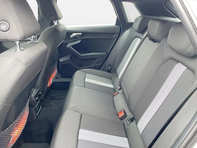 Audi A3 30 TDI Sedan Sportback