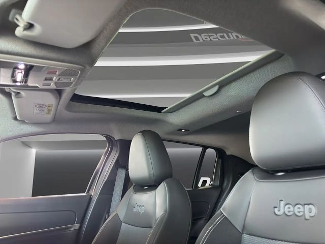 Jeep Avenger Full-Electric Summit