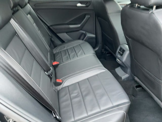 Volkswagen T-Roc 1.5 TSI DSG R-Line