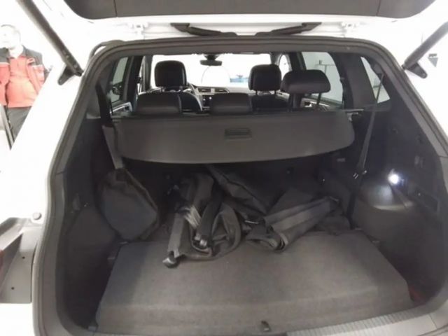 Volkswagen Tiguan Allspace DSG R-Line