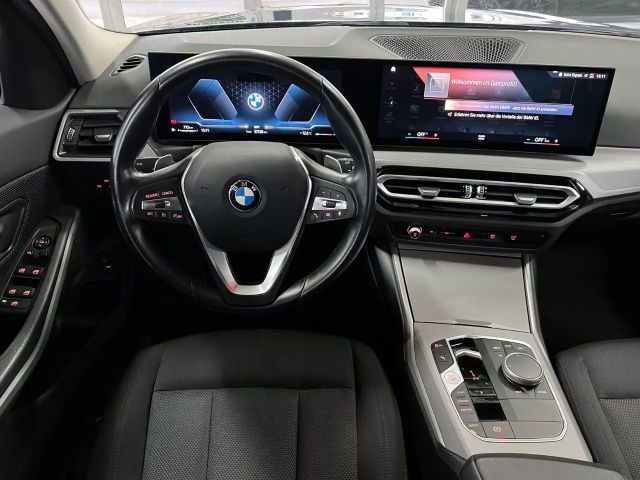 BMW 320 320d Touring xDrive