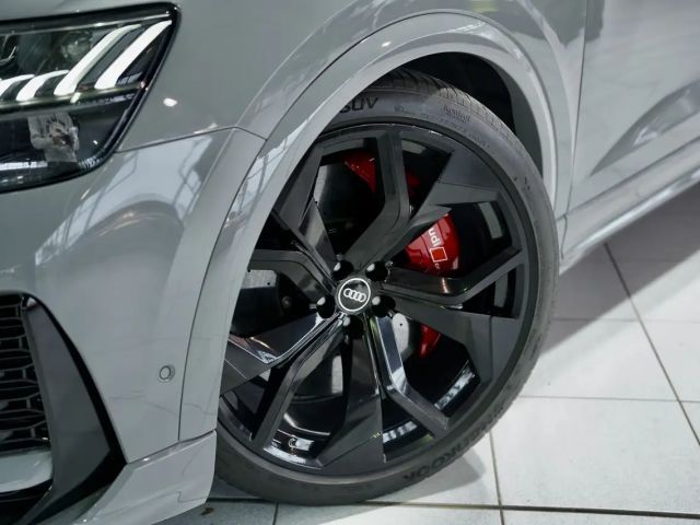 Audi RS Q8 Quattro