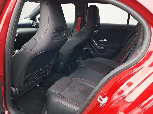 Mercedes-Benz A 35 AMG 4MATIC AMG Line